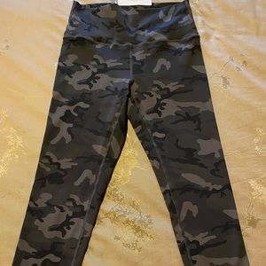 ZYIA Forest Camo Legging new with tags size 6-8